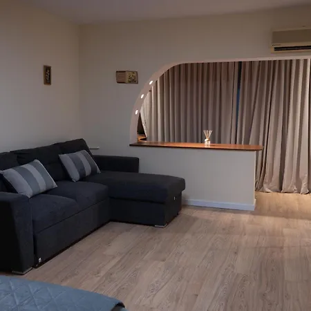 Smaranda 3 بوخارست